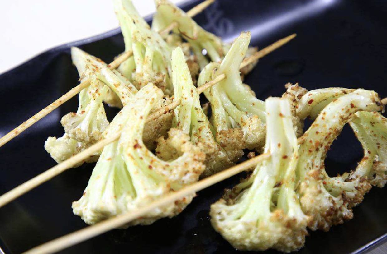 Order Cauliflower Skewer 白花菜串 food online from Teppan Bbq store, Pittsburgh on bringmethat.com