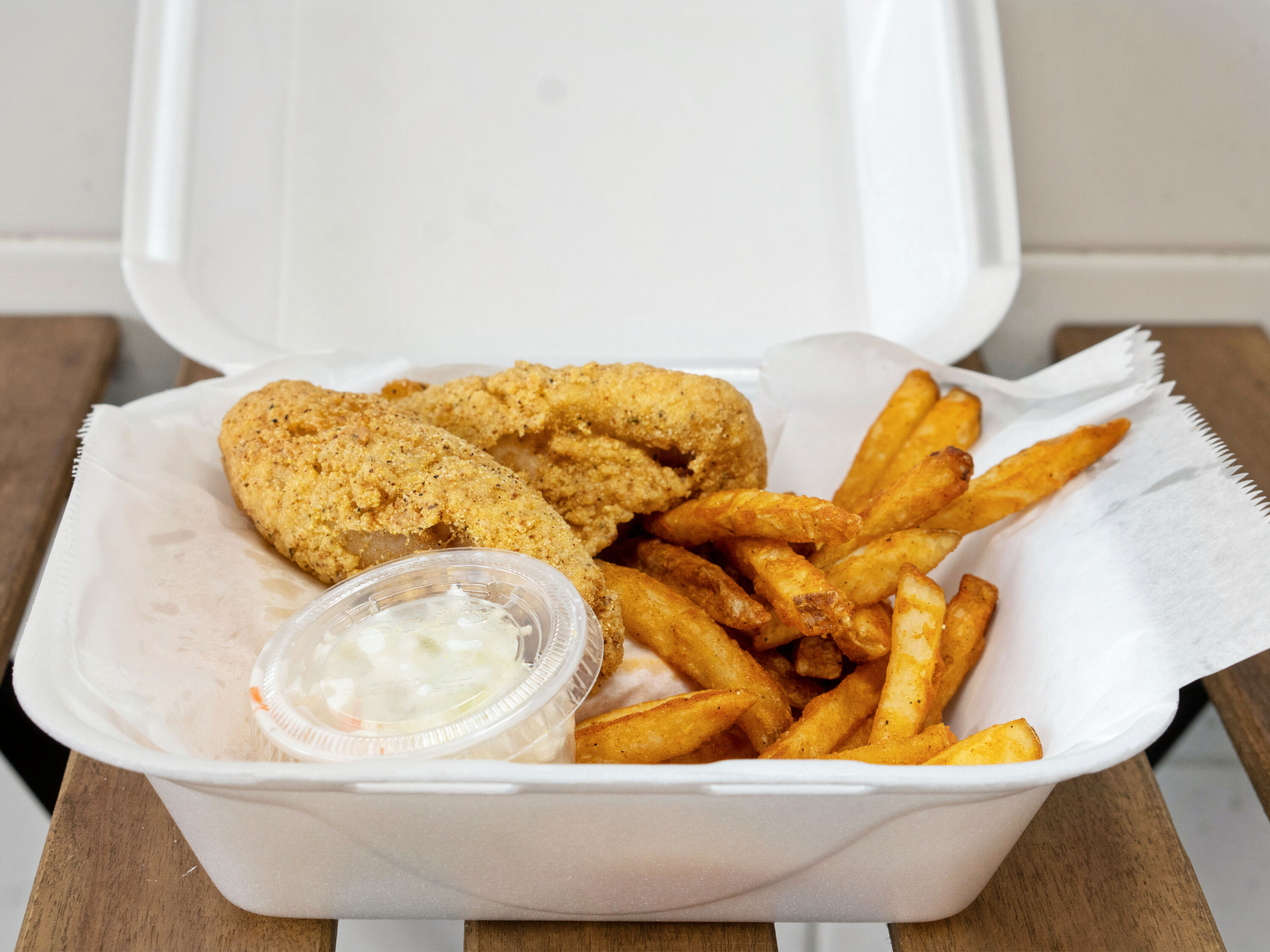 Order #2) 2 Pc. Perch Fillet Combo food online from Luna's Chicken N Seafood store, Kansas City on bringmethat.com