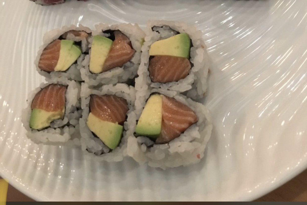 Order Salmon Avocado Roll food online from Eat N East store, Somerville on bringmethat.com