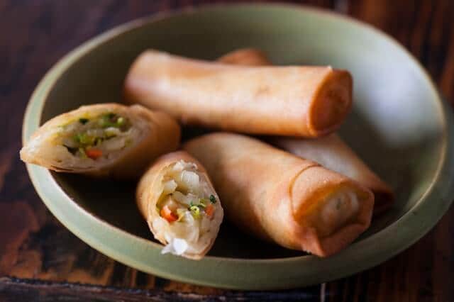 Order Fried Vegetarian Spring Rolls food online from Niu Japanese Fusion Lounge store, Chicago on bringmethat.com