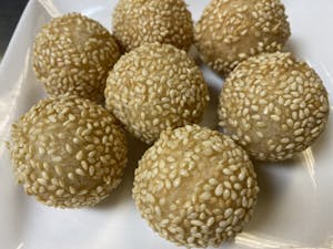 Order Sesame Ball(4pc) food online from China Cafe store, Castle Rock on bringmethat.com