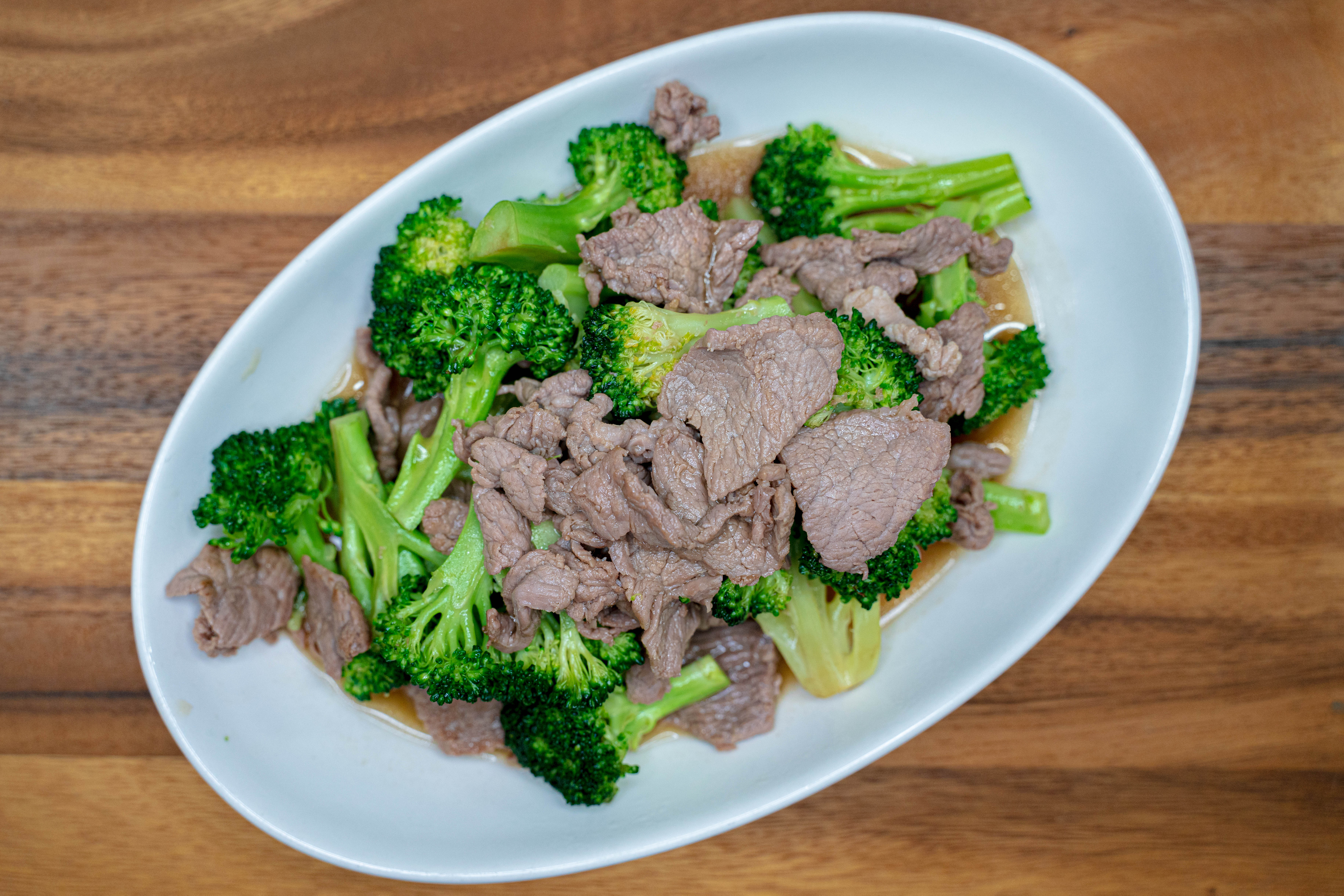 Order STIR-FRIED BROCCOLI , Choice of Meats  food online from Coco Thai Kitchen store, Los Angeles on bringmethat.com