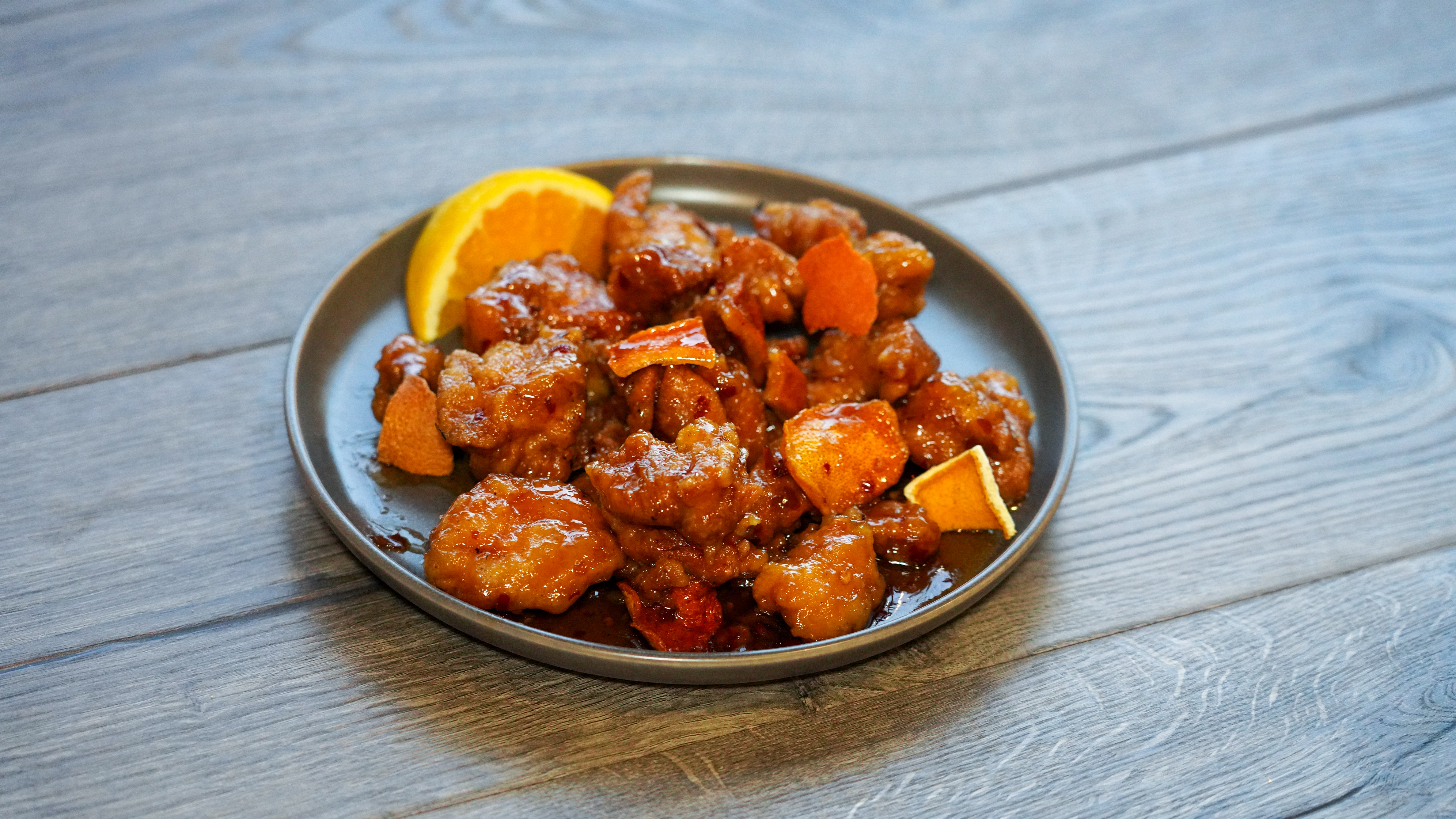 Order Orange Chicken Entree (Spicy) / 橙皮鸡 food online from Lin's store, Mesa on bringmethat.com
