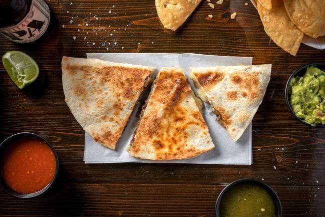 Order Quesadilla Con Carne (Ground Steak) food online from Flaco's Tacos store, Chicago on bringmethat.com