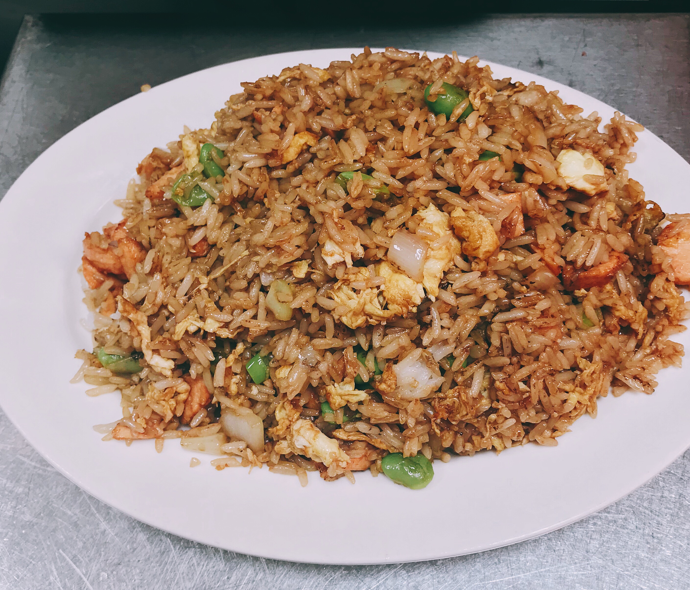 Order N14. Salmon Fried Rice food online from Ollie's Noodle Shop & Grille store, New York on bringmethat.com