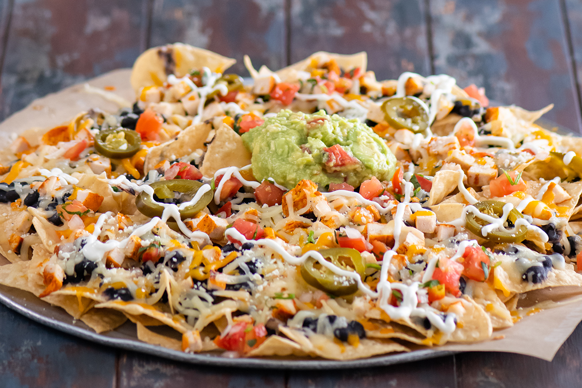 Order Nachos Grande food online from Sharky Woodfired Mexican Grill store, Beverley Hills on bringmethat.com