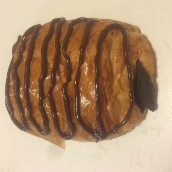 Order Chocolate Croissant food online from Bagelworks Cafe store, Los Angeles on bringmethat.com