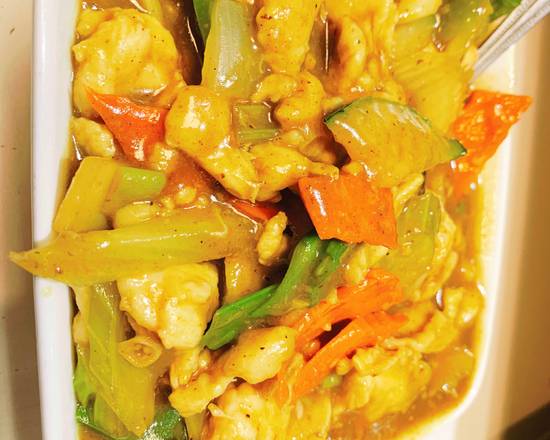 Order Curry Spicy Chicken food online from China Wok store, Highland on bringmethat.com