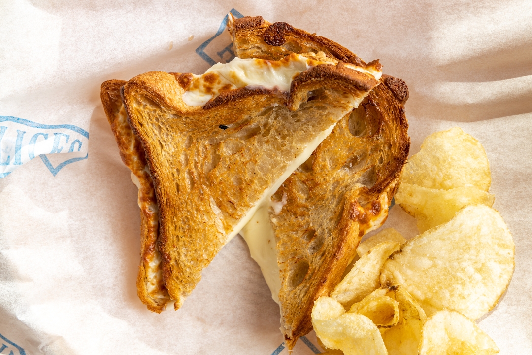 Order Classic Grilled Cheese food online from Aux Delices store, Darien on bringmethat.com