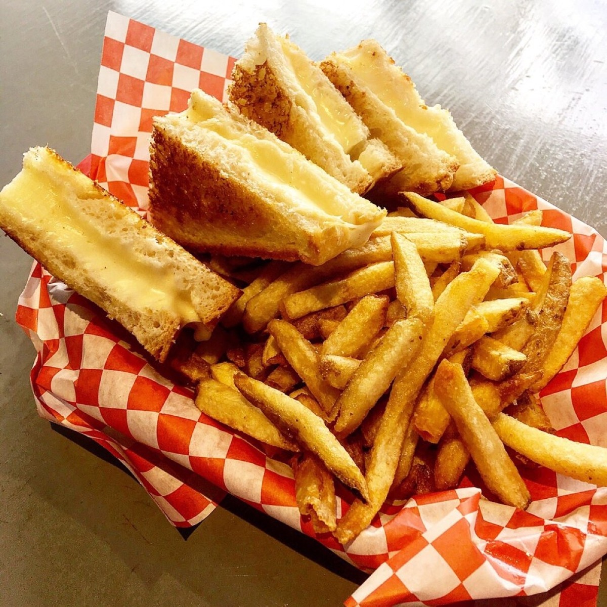 Order Kids Grilled Cheese & Fries food online from Pete's Seafood And Sandwich store, San Diego on bringmethat.com