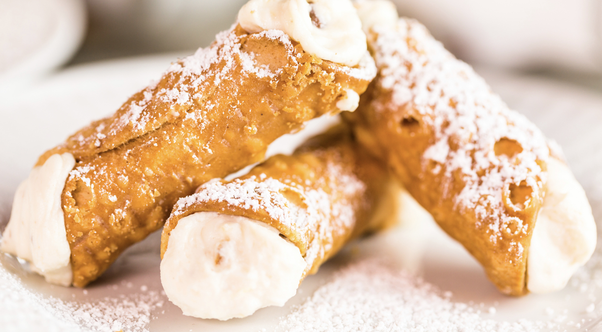 Order Italian Cannoli food online from Two Guys Pizzeria store, Houston on bringmethat.com