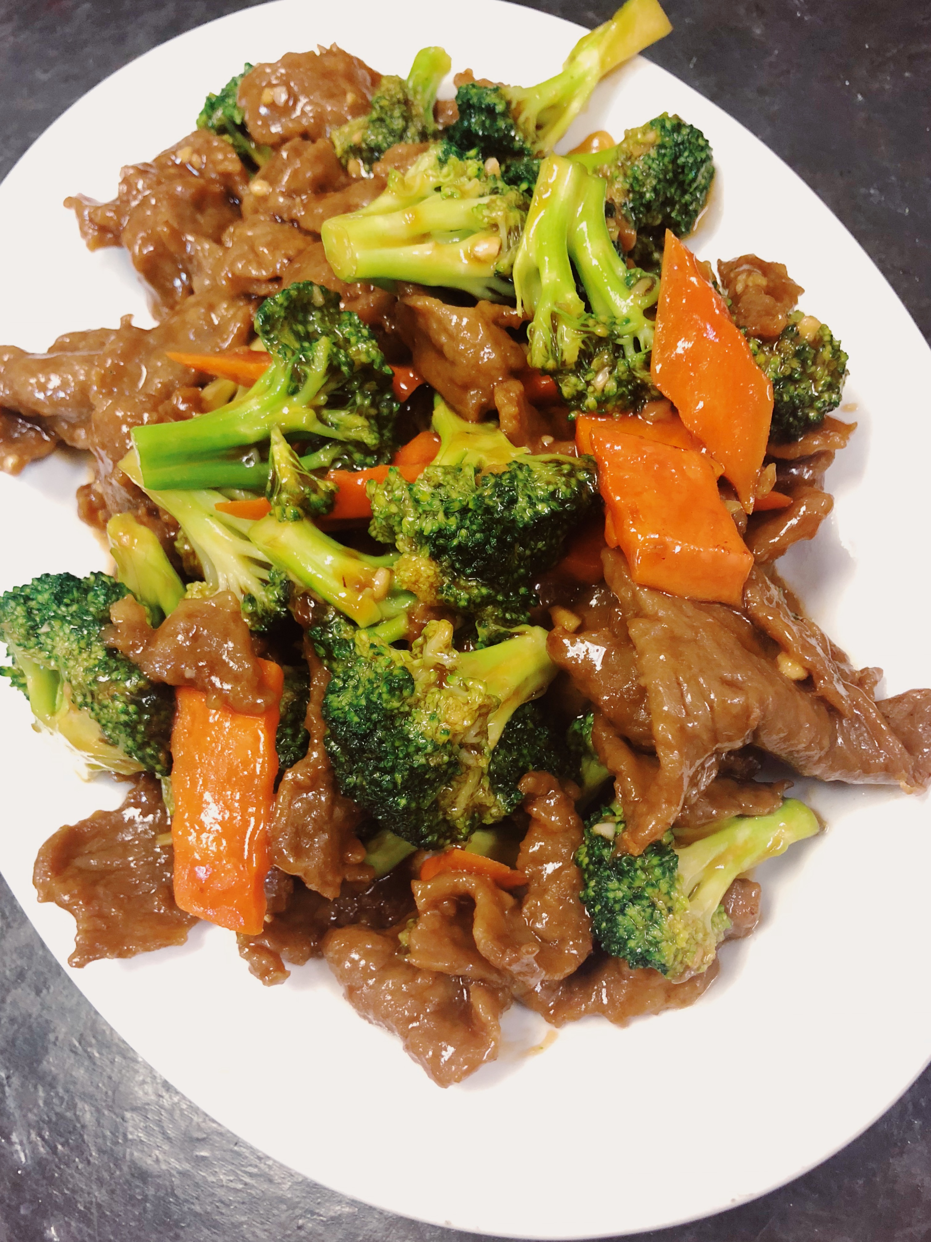 Order Beef with Broccol food online from New China Cuisine store, North Las Vegas on bringmethat.com