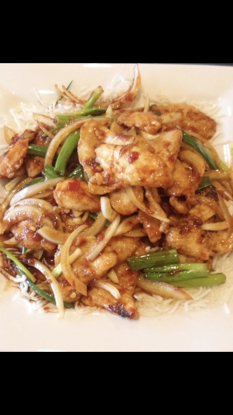 Order SP4. Mongolian Chicken food online from Chopsticks Chinese Cuisine store, Ann Arbor on bringmethat.com