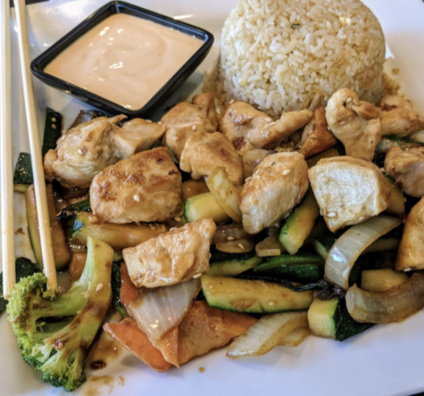 Order Hibachi Chicken Lunch  food online from Abi sushi store, Astoria on bringmethat.com