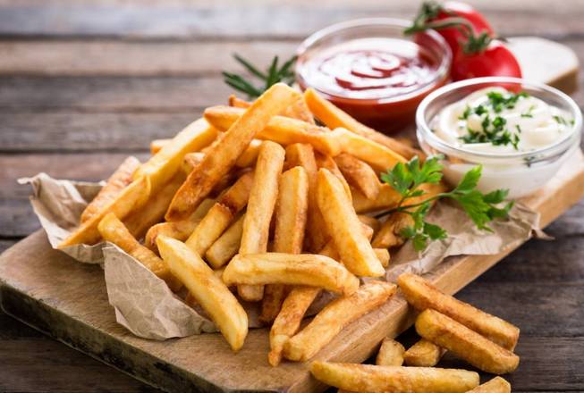 Order French Fries food online from The Cracked Yolk store, Southampton on bringmethat.com