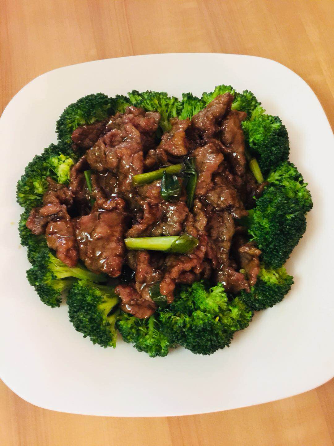 Order Broccoli Beef （芥蓝牛） food online from China Impression Restaurant store, Costa Mesa on bringmethat.com