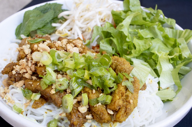 Order 40. BUN XAO CURRY food online from Pho N Mor store, Chino Hills on bringmethat.com