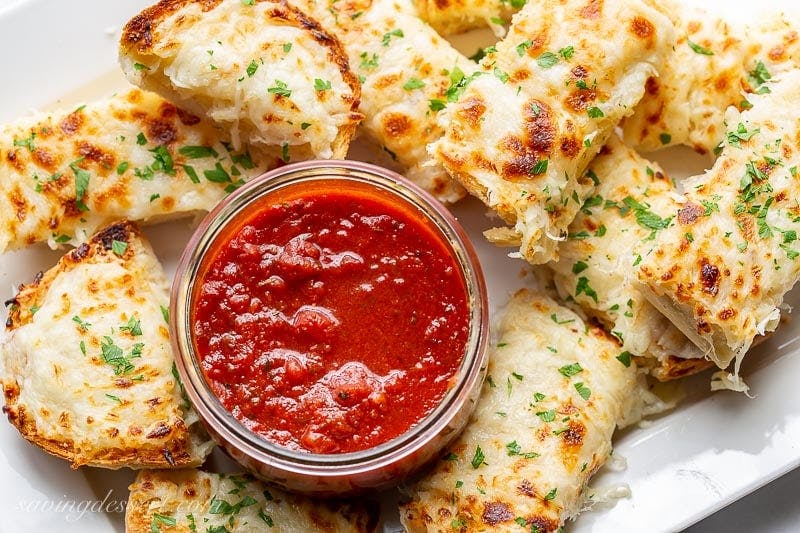 Order Garlic Cheese Bread - Appetizer food online from Jey Subs & Pizza store, Jessup on bringmethat.com