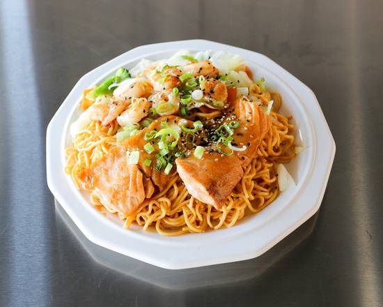 Order Salmon and Shrimp Combo food online from Quickway Japanese Hibachi store, Fredericksburg on bringmethat.com