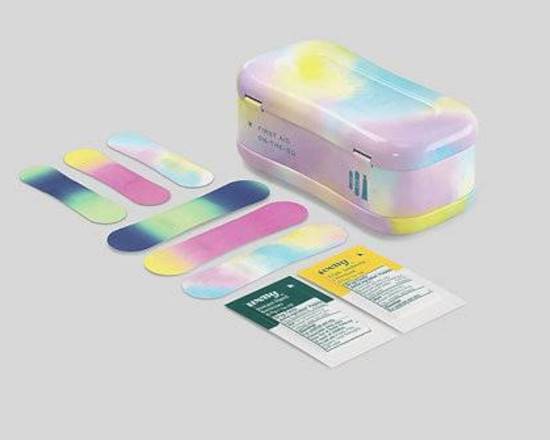 Order Welly's Colorwash Quick Fix Kit (24 Bandages) food online from Trio Pharmacy store, Columbus on bringmethat.com