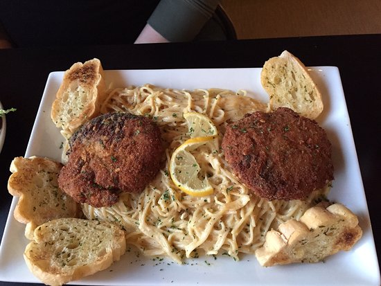 Order Crab Cake Alfredo food online from Two Cousins Paradise store, Paradise on bringmethat.com