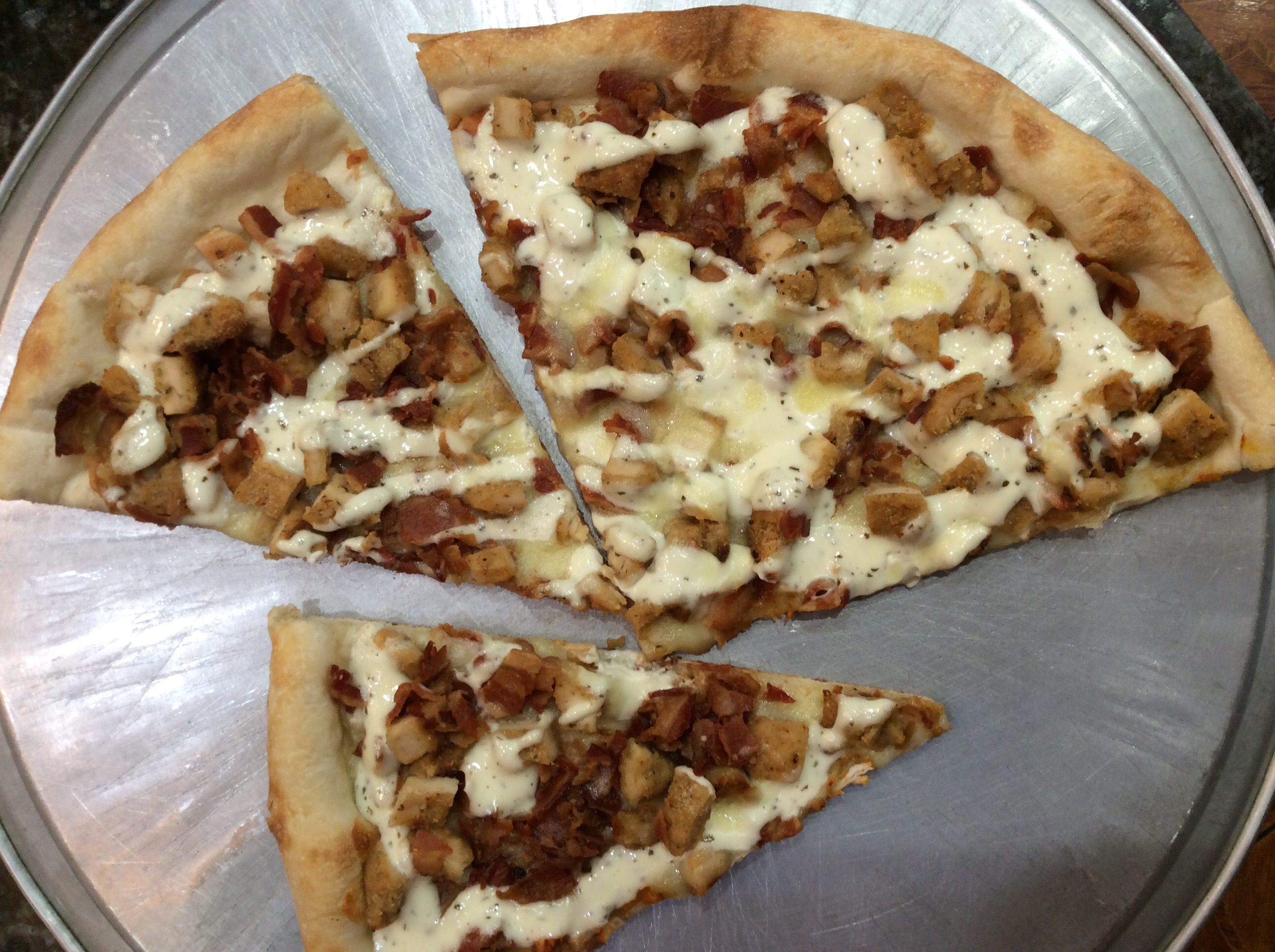 Order 8. Chicken Bacon Ranch Pizza Special food online from Susano's pizzeria store, Ridgewood on bringmethat.com
