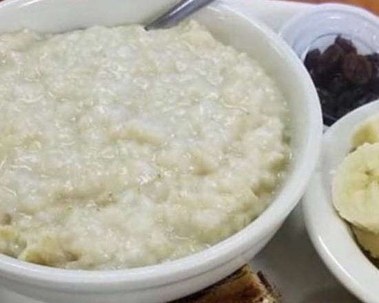 Order Bowl of Oatmeal food online from Mama's Daughters' Diner store, Irving on bringmethat.com