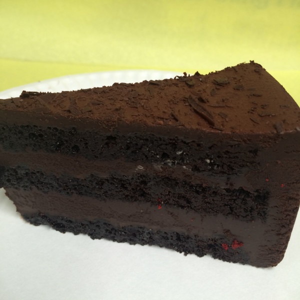 Order Chocolate Cake food online from Seniores Pizza - Divisadero Rd store, San Francisco on bringmethat.com
