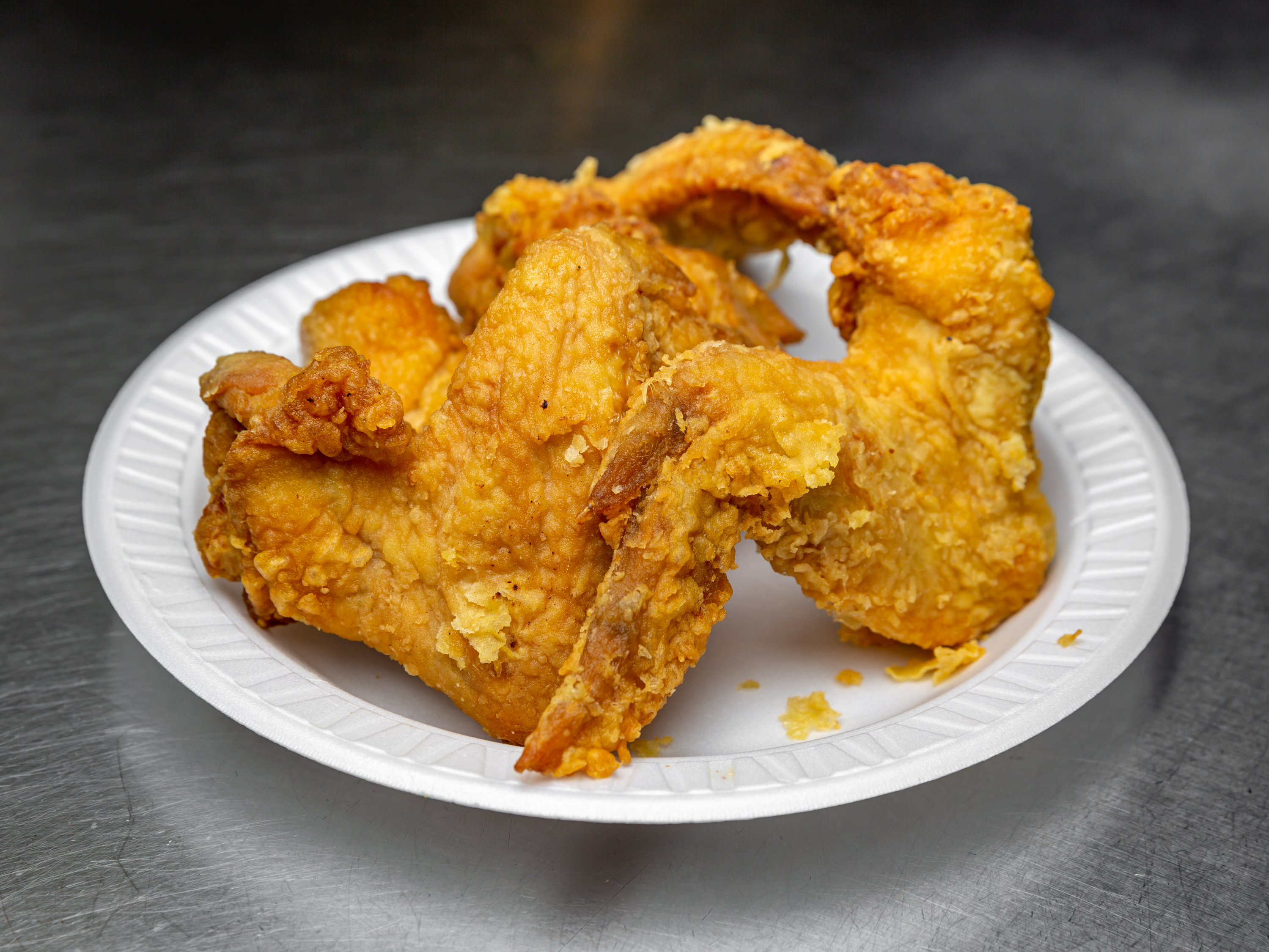 Order 10. Fried Chicken Wings food online from Food Wall Chinese Restaurant store, Jamaica Plain on bringmethat.com