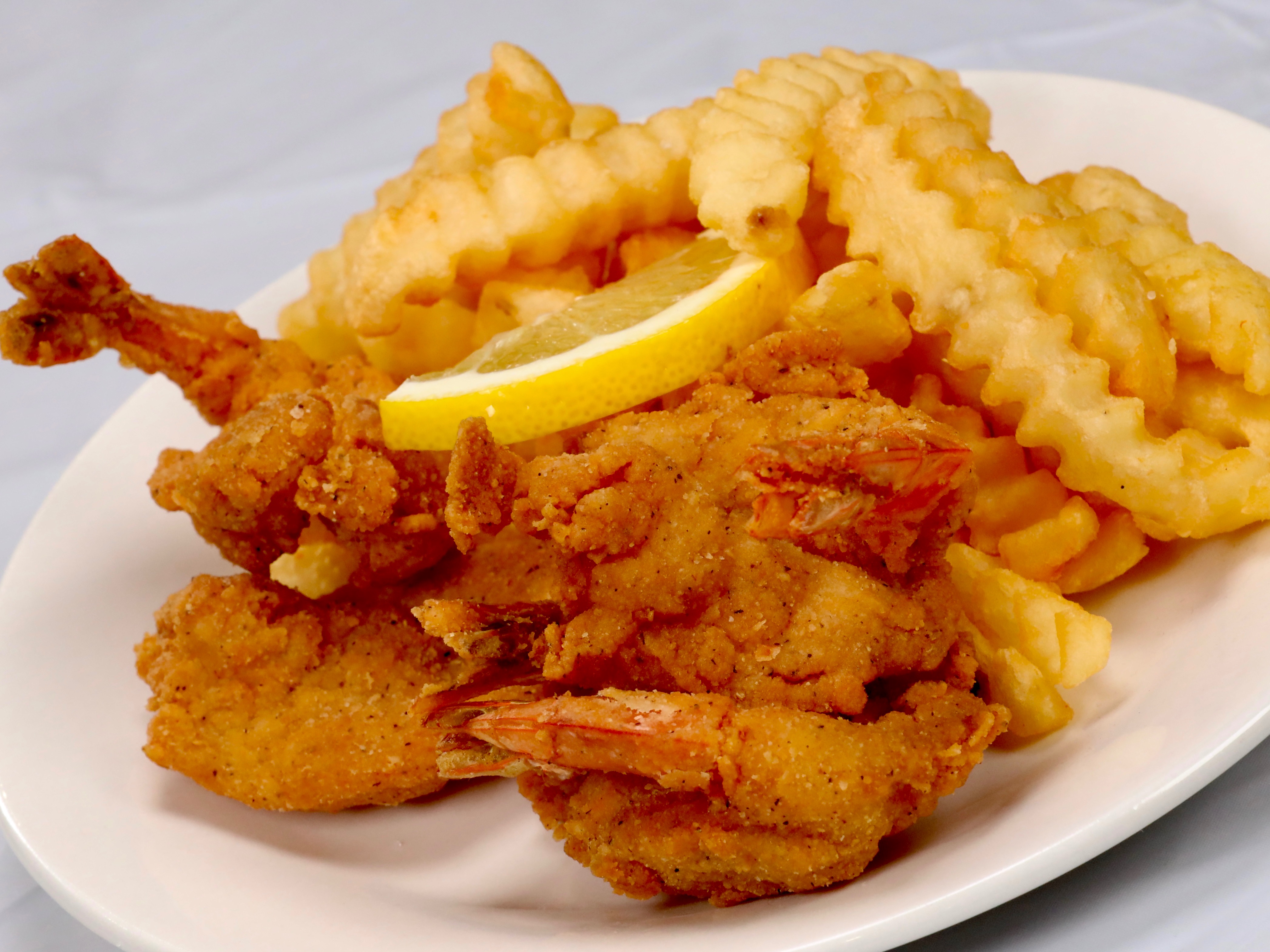Order 16 Piece Shrimp Dinner food online from Sam Sylks Chicken & Fish store, Cleveland on bringmethat.com