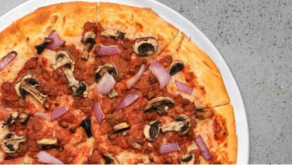 Order Hardy Boy Pizza (Plant Based) - Personal 7" food online from Pizzeria Halt store, Modesto on bringmethat.com