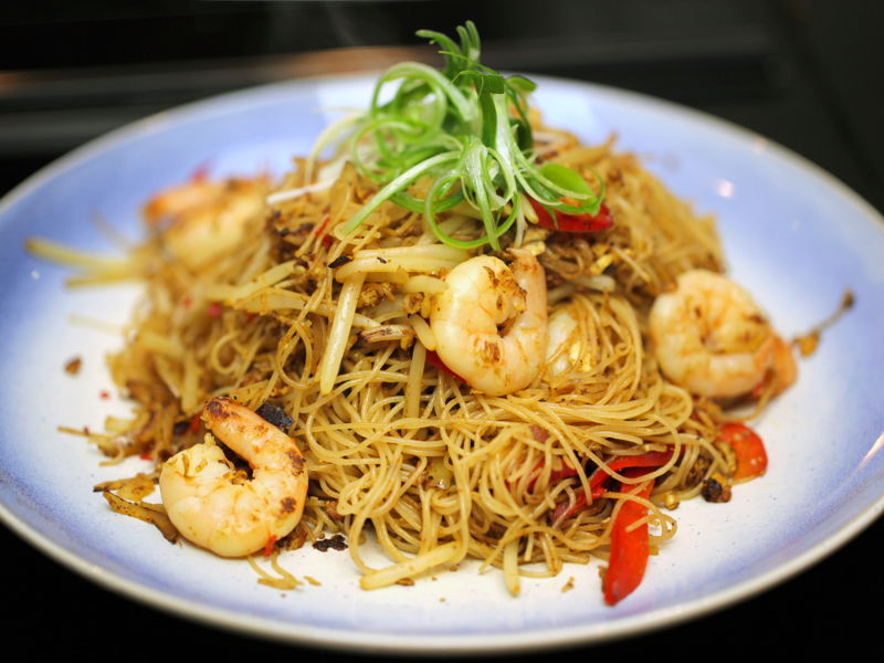 Order S4. Shrimp Singapore Noodle Special food online from Dragon store, Culver City on bringmethat.com