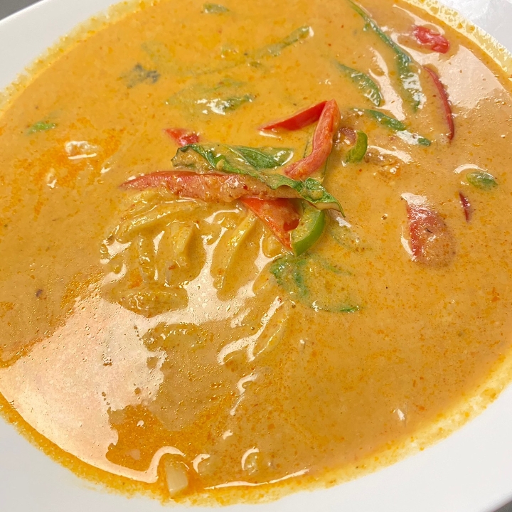 Order Red Curry food online from Thai Spoon Las Vegas store, Las Vegas on bringmethat.com