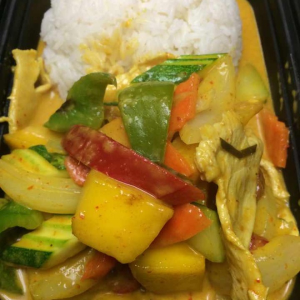 Order Mango Curry food online from Sawasdee Thai Kitchen store, Pittsburgh on bringmethat.com