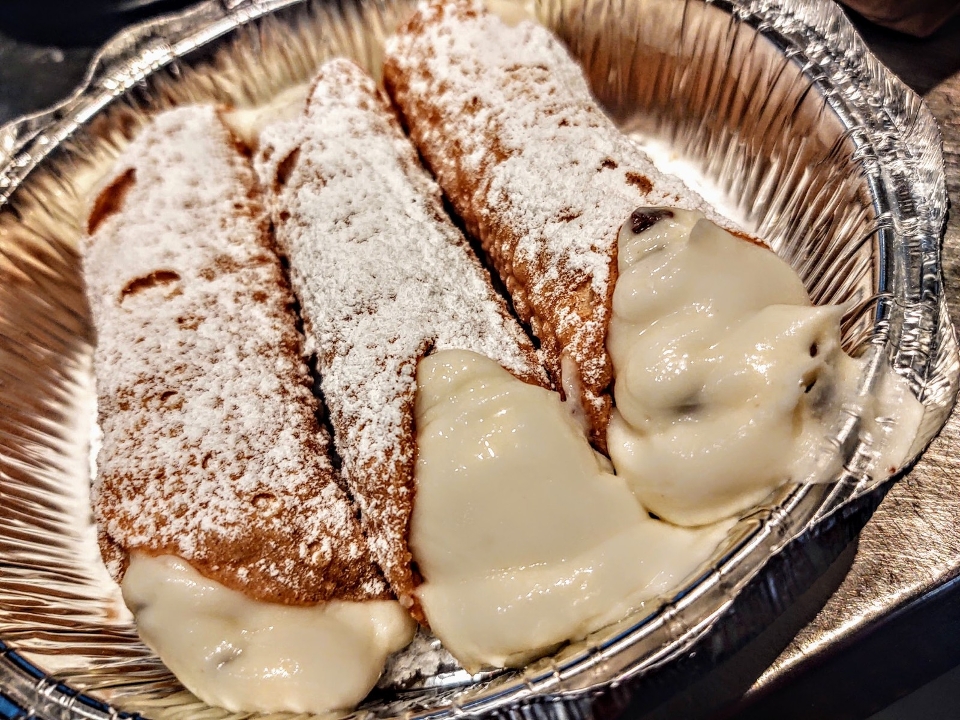 Order Cannoli food online from Hartsdale House Of Pizza store, Hartsdale on bringmethat.com