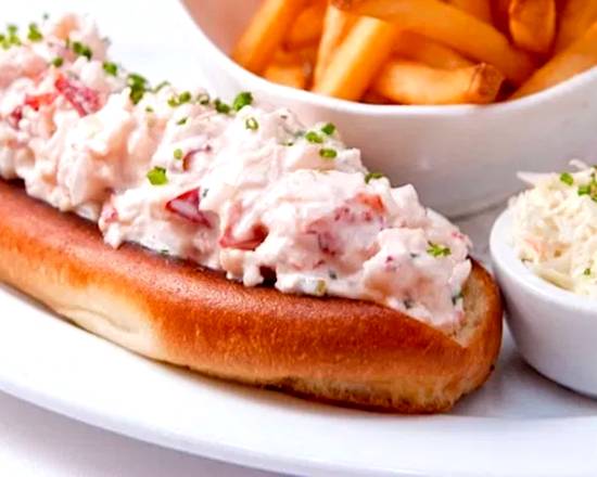 Order Lobster Roll food online from The Crab House store, Englewood on bringmethat.com