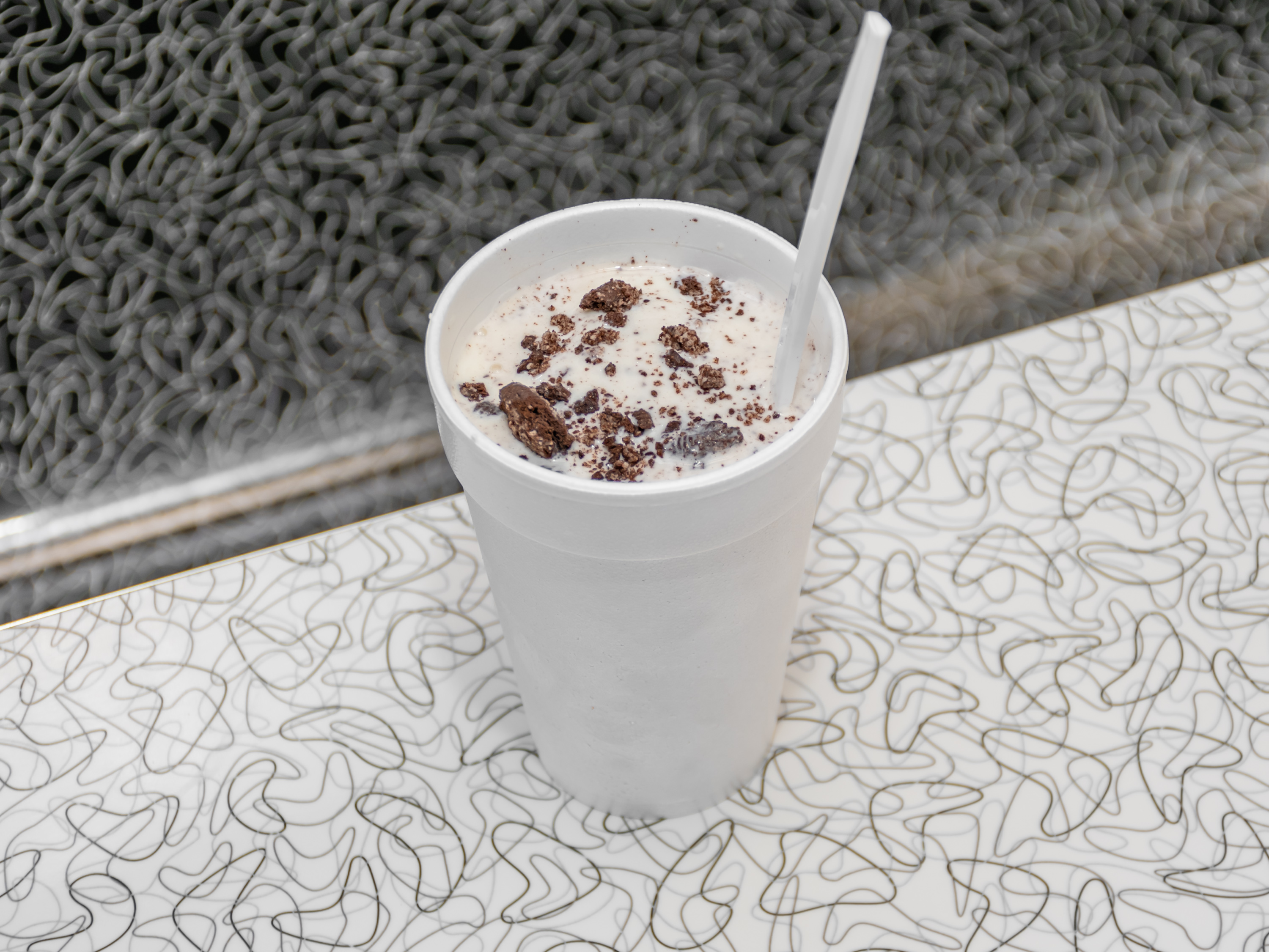Order Specialty Shakes food online from Smittys Tenderloins store, Des Moines on bringmethat.com