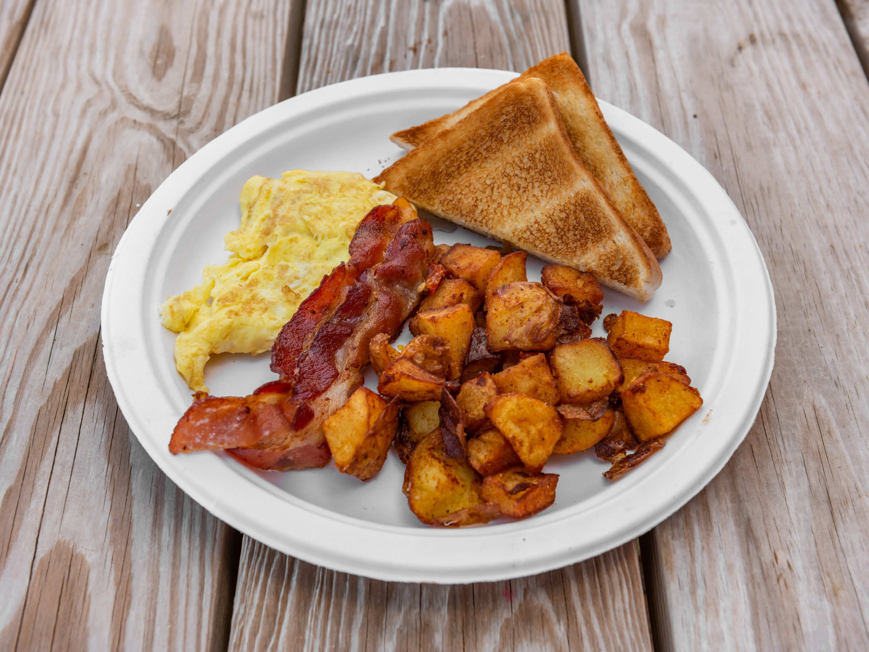 Order The Breakfast Plate food online from Linda's Rolling Café store, Austin on bringmethat.com