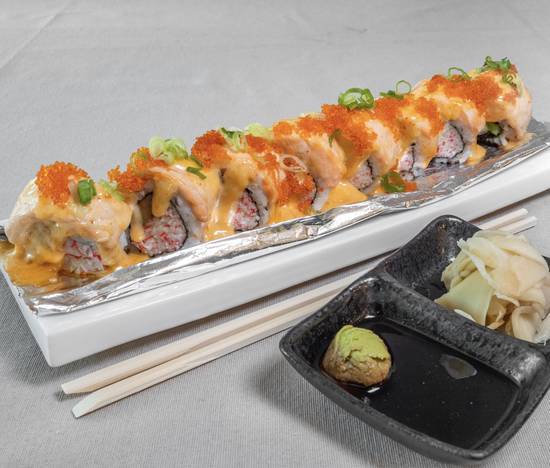 Order Lion King Roll (spicy) food online from Sushi Tomo store, Palo Alto on bringmethat.com