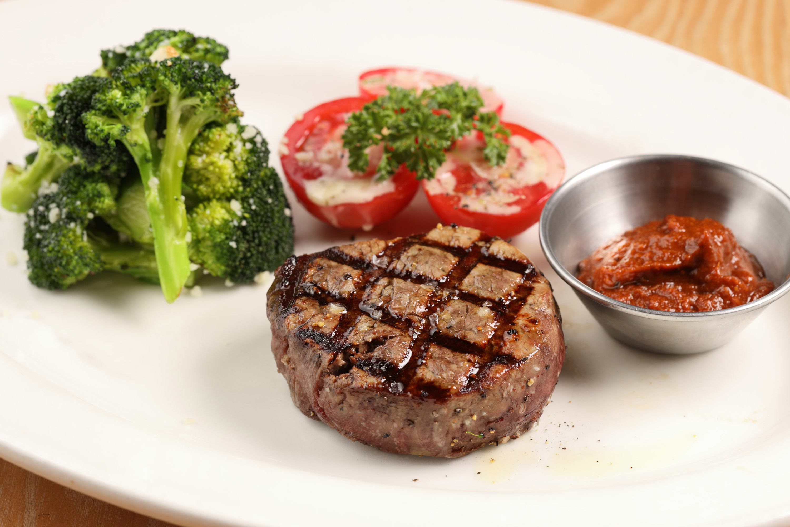 Order 6 oz. Petite Filet food online from ***Doc B's Gold Coast $3.99 Delivery Special*** store, Chicago on bringmethat.com