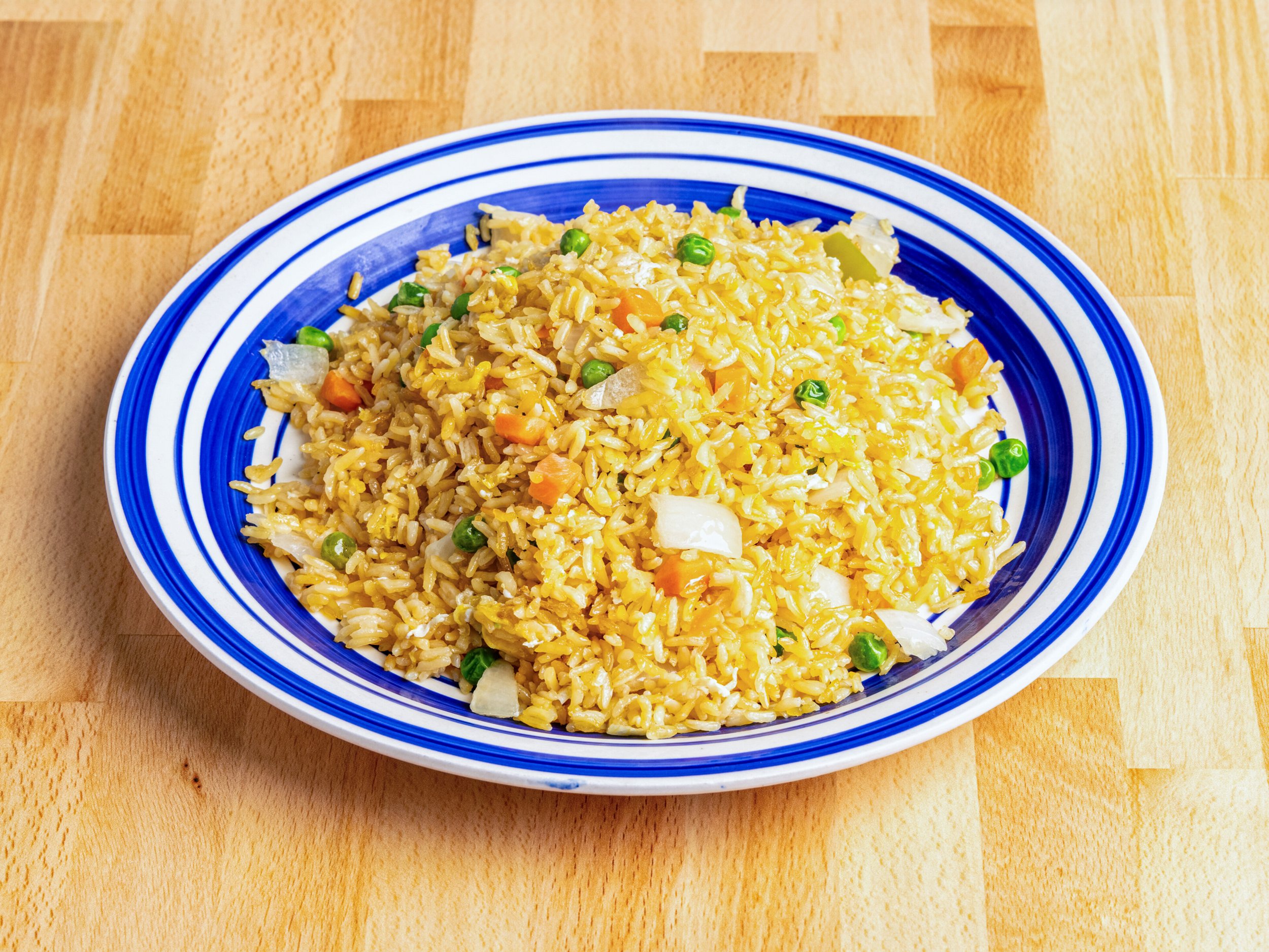 Order 2. Vegetable Fried Rice food online from Buffet Dynasty store, Forest Grove on bringmethat.com