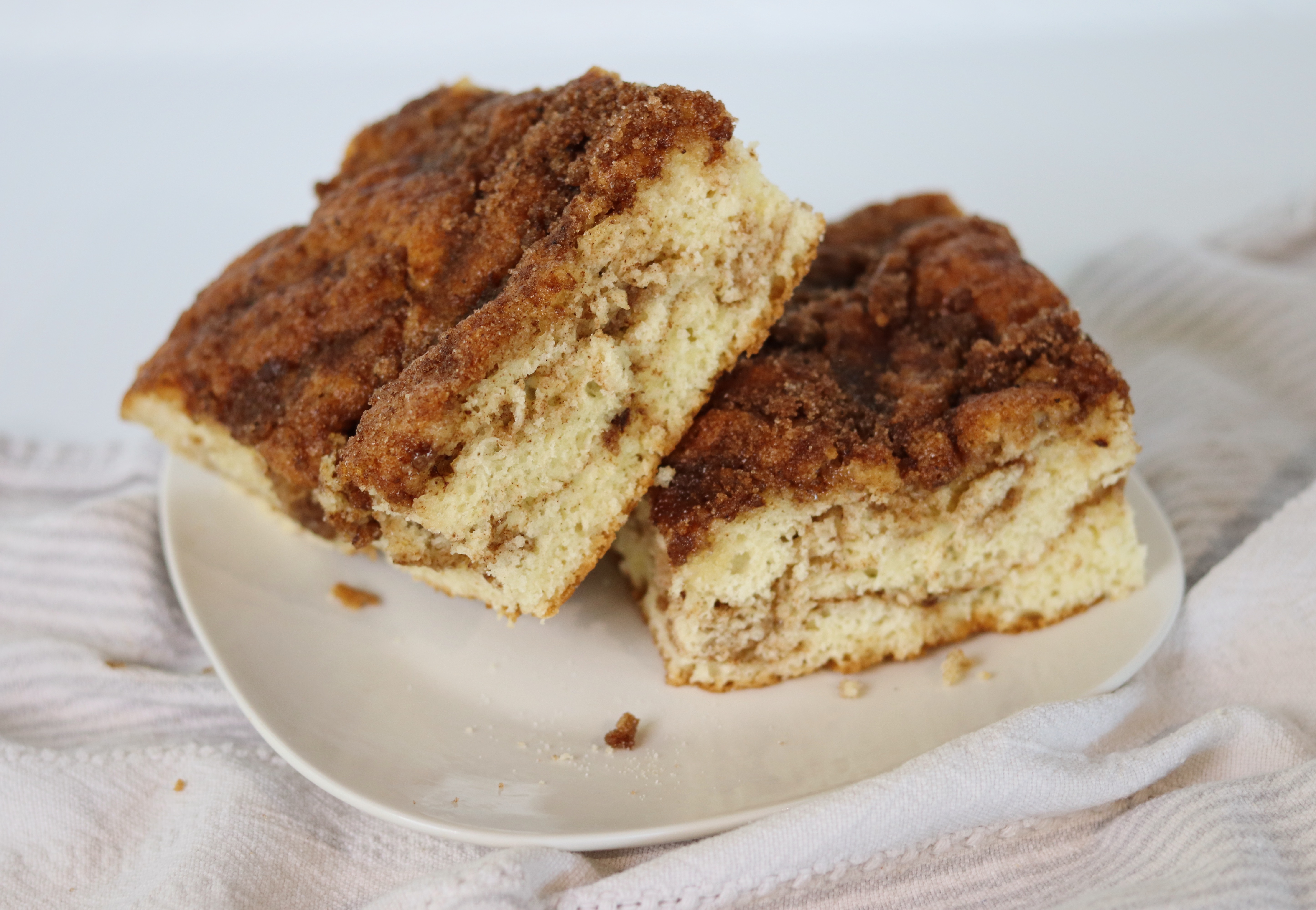 Order Coffee Cake food online from Willy Bagels & Blends store, Brentwood on bringmethat.com