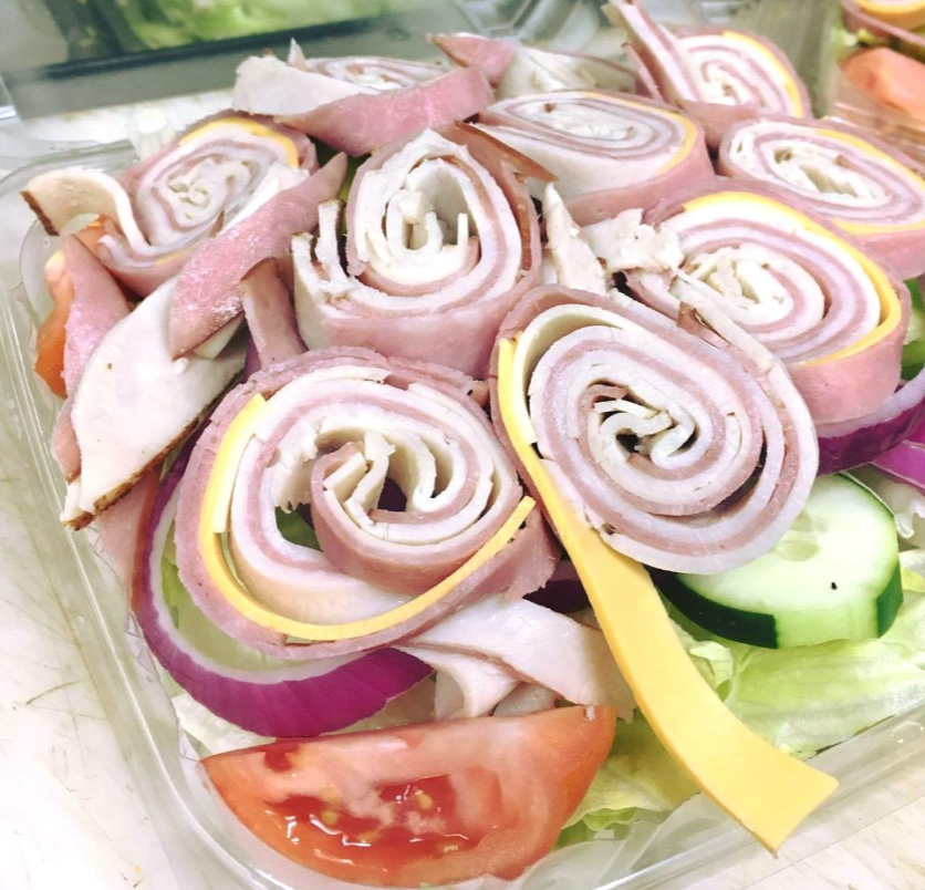 Order Chef's Salad food online from Wings Things and More store, Parkville on bringmethat.com
