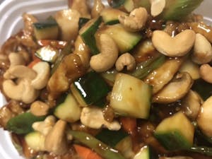 Order L午 Cashew Chicken 腰果几L13 food online from Moon Wok store, Lenexa on bringmethat.com