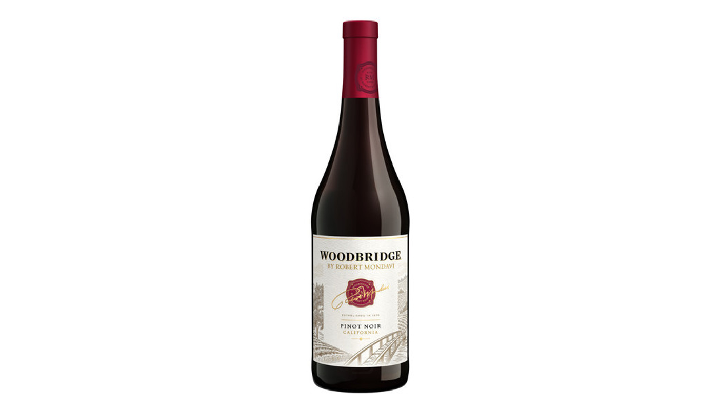 Order Woodbridge by Robert Mondavi Pinot Noir 1.5L food online from Oak Knoll Liquor store, Santa Maria on bringmethat.com