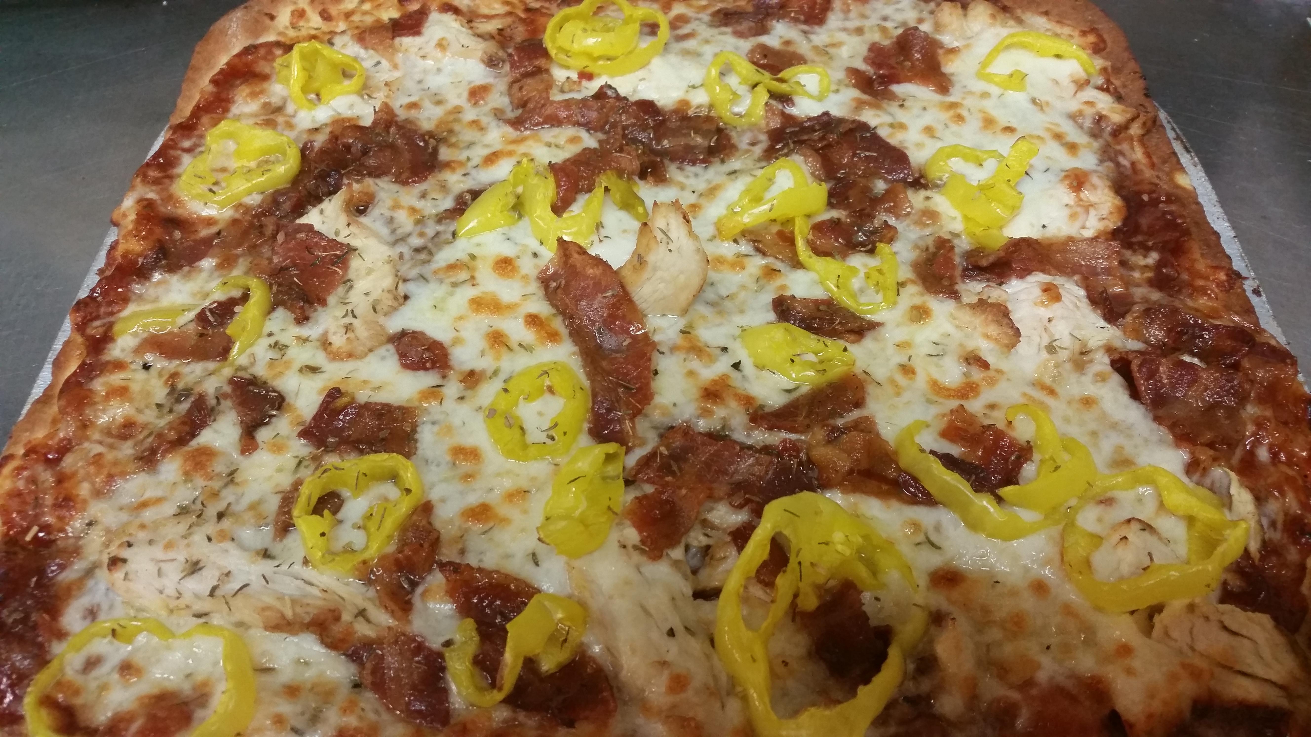 Order BBQ Chicken Pizza food online from Sutton store, Lexington on bringmethat.com