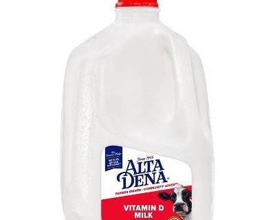 Order Alta Dena Vitamin D Milk 14 Fl oz  food online from Starway Liquor store, Bell Gardens on bringmethat.com