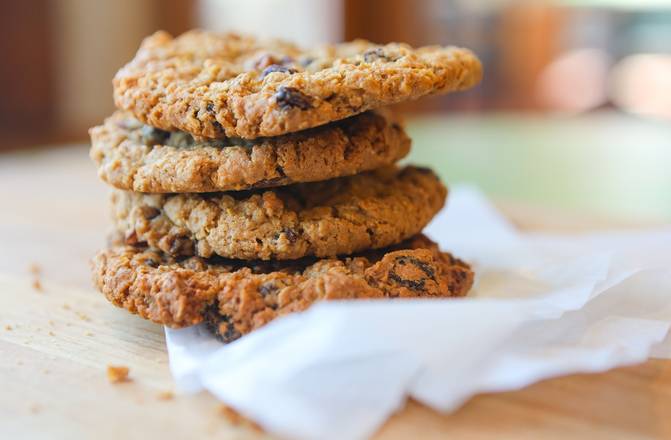 Order Oatmeal Raisin Cookie food online from Yampa Sandwich Co store, Denver on bringmethat.com