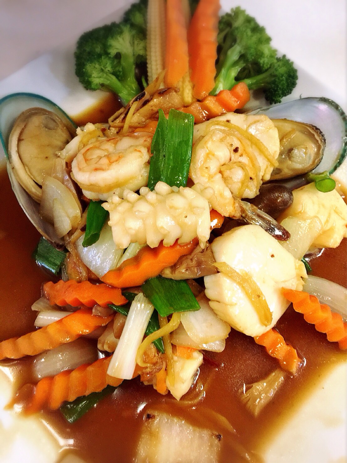 Order Seafood King Sod food online from Thai Lemongrass store, Alexandria on bringmethat.com