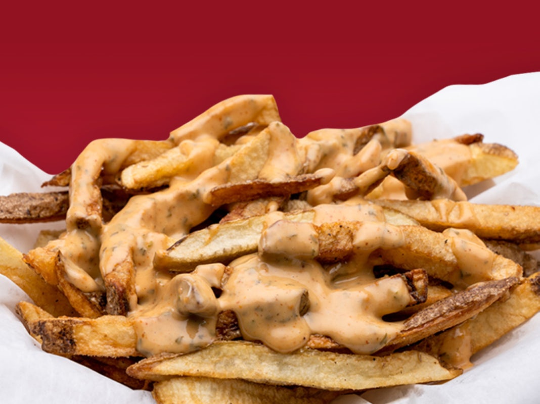 Order Retro Fries food online from Primanti Bros store, Youngstown on bringmethat.com